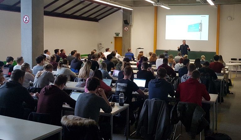 Spannender Gastvortrag zum Thema: „Mikropolitik in Großprojekten“