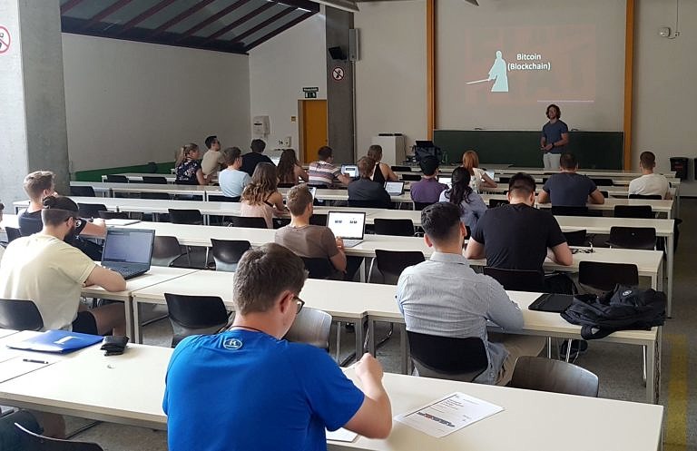 Gastvortrag von Simon Schmoll zu Bitcoin (Blockchain)